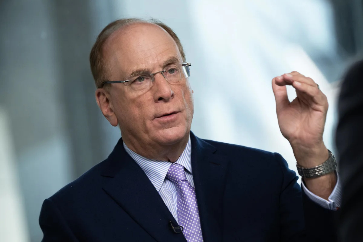 Featured image for BlackRock CEO Larry Fink Challenges America's Retirement Age
