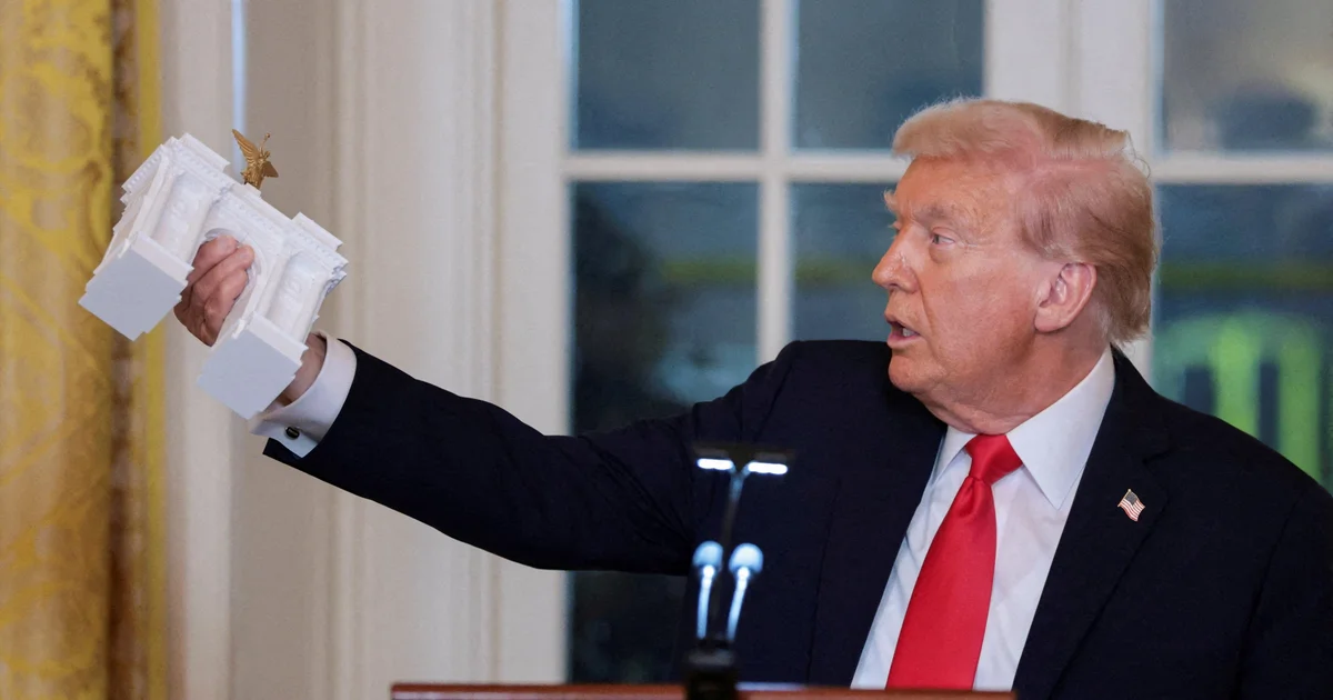 Featured image for Trump Unveils 'Arc de Trump' as Part of Presidential Renovation Plans