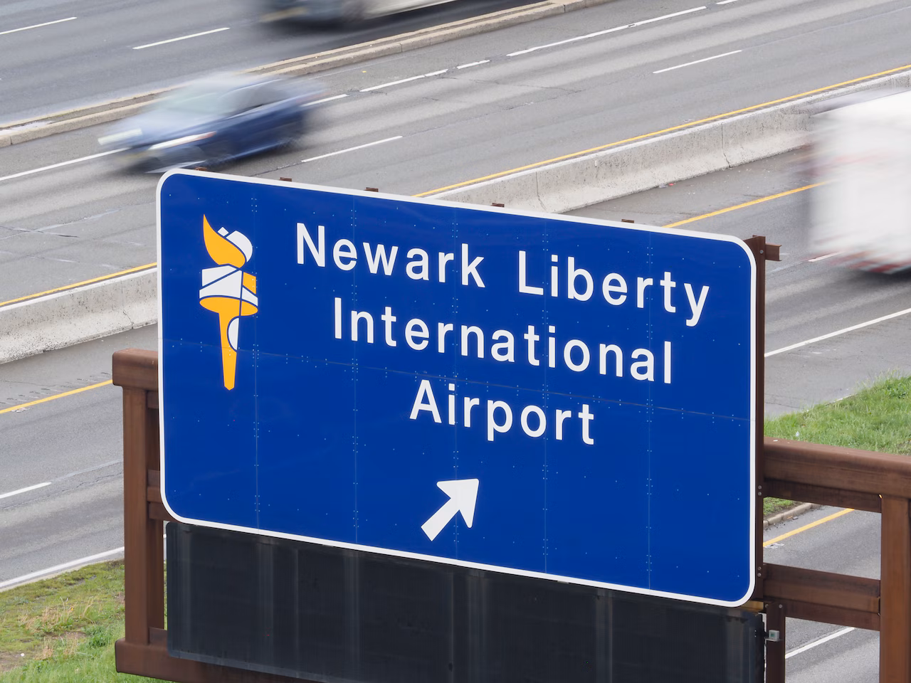 Featured image for Measles-Exposed Traveler Visits Newark Airport