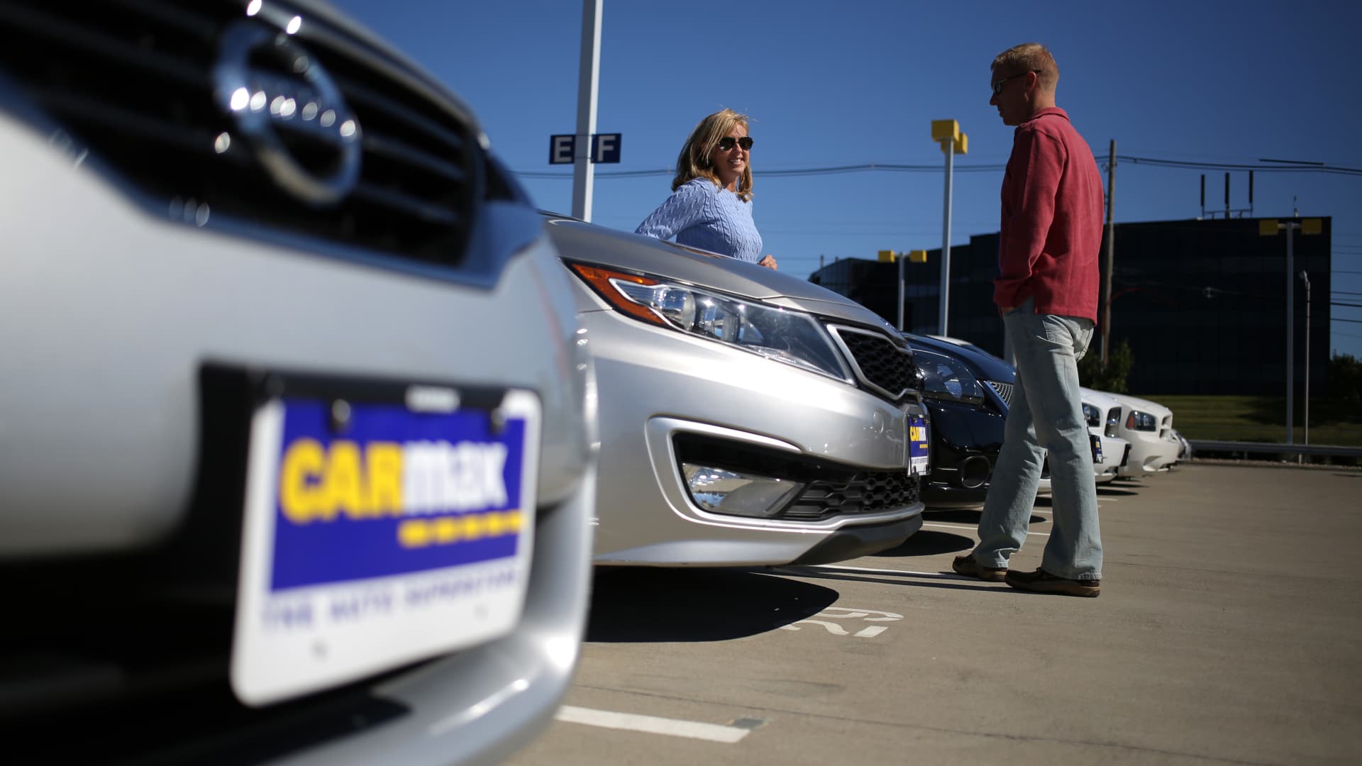 Featured image for CarMax Q1 Profit Drops 33% Amid Inflation and Used-Car Shortage
