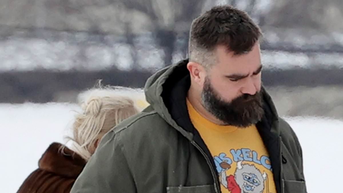 Kelce Brothers and Taylor Swift Unite in Buffalo for Chiefs-Bills Showdown