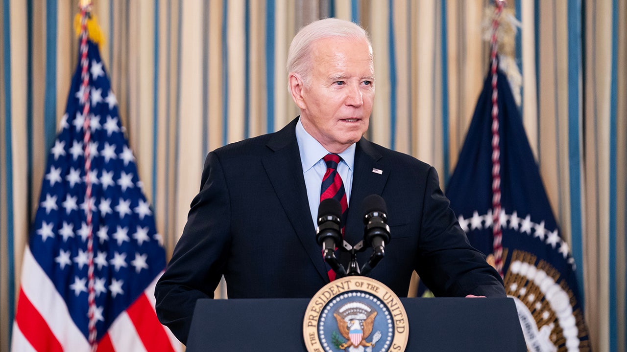 "Biden Orders US Military to Construct Gaza Port for Aid Amid Middle East Crisis"
