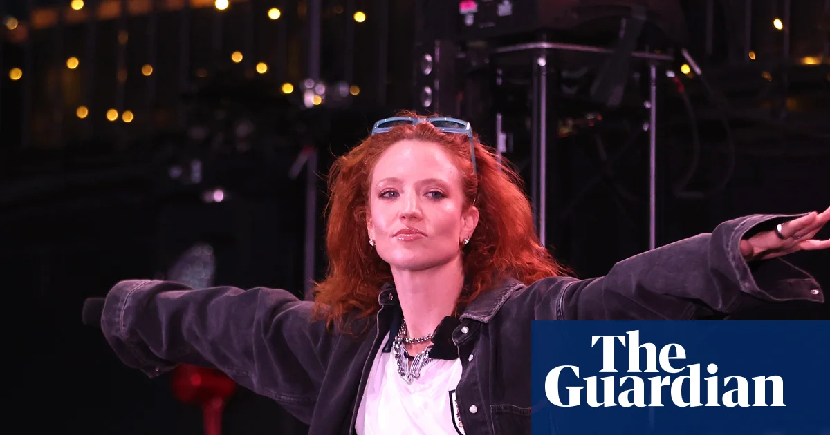 Jess Glynne Criticizes White House for Using Jet2 Holiday Sound in Deportation Video