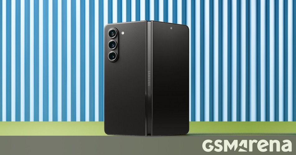 Featured image for "Samsung Galaxy Z Fold 5: Free Storage Upgrade, Best Apps, Comparison, Review, and Big Discount"