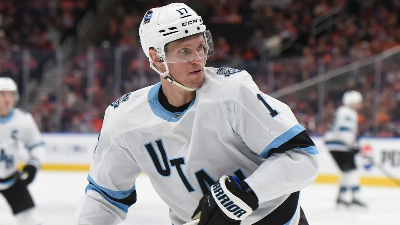 Blues Sign Nick Bjugstad to Two-Year Contract