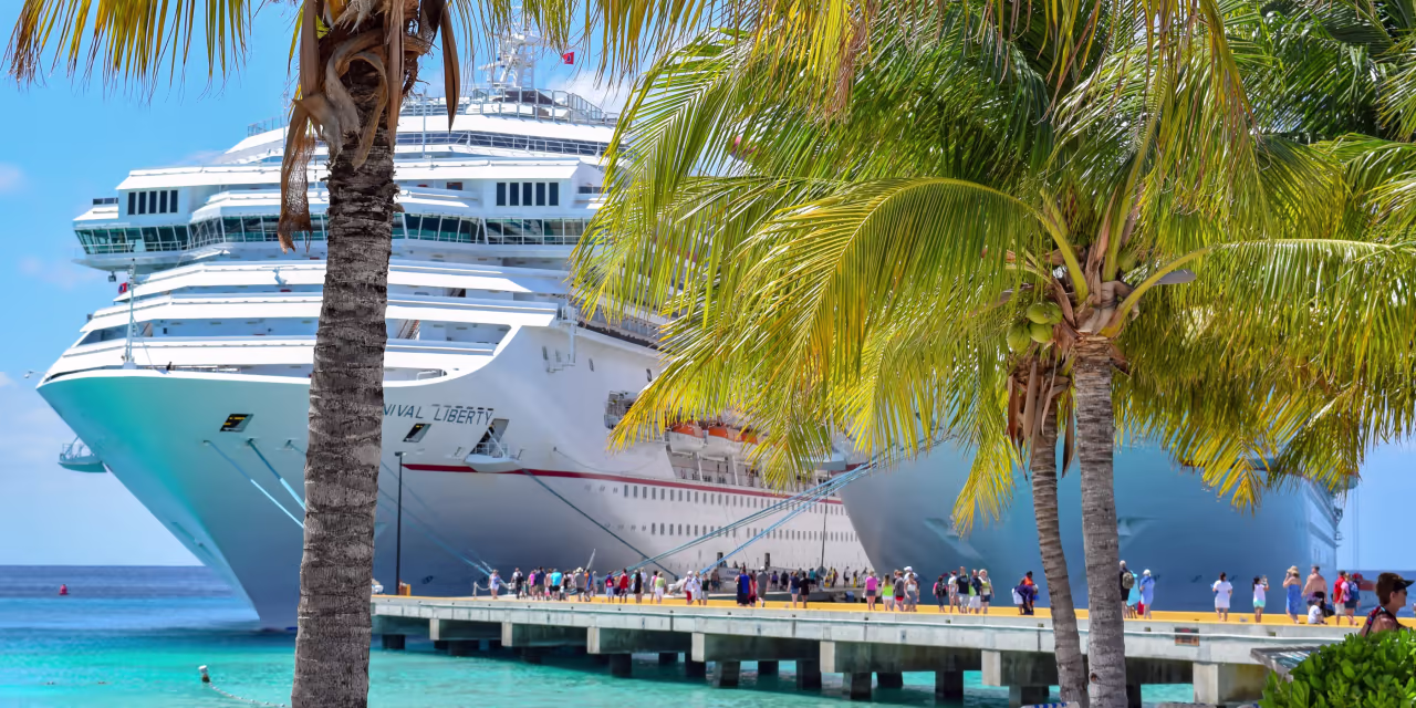 Featured image for Carnival Boosts Profit Outlook Amid Strong Cruise Bookings