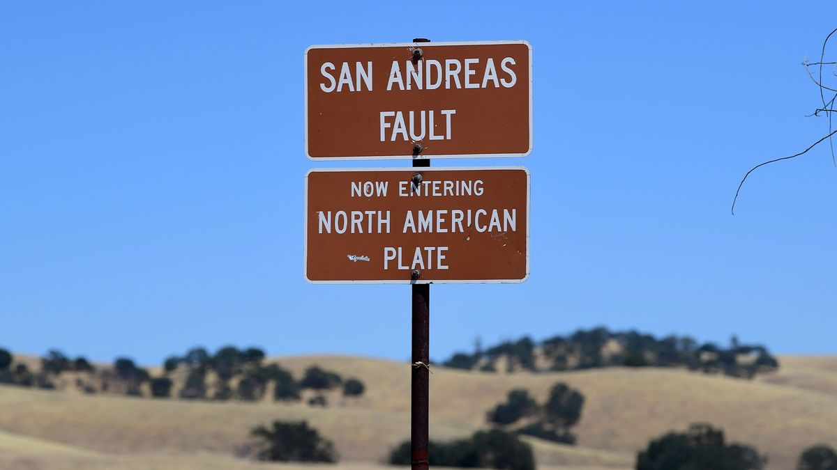 Featured image for "Potential Earthquake Activity Detected Along San Andreas Fault"