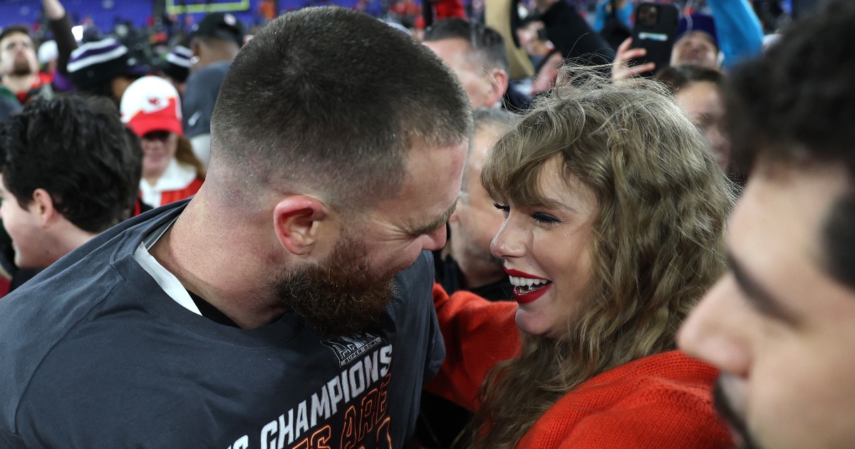 "Taylor Swift Celebrates Chiefs' AFC Championship Win with Travis Kelce"
