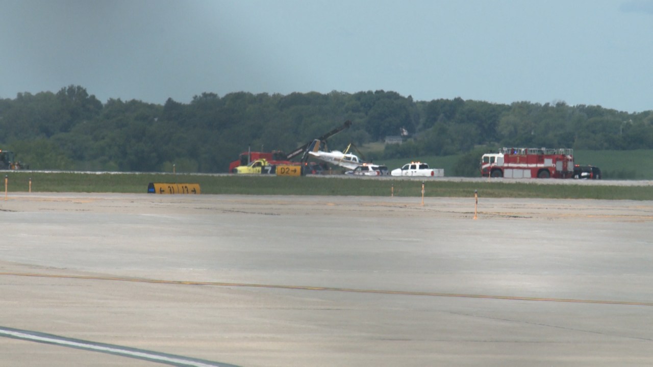 Featured image for Runway Closure at Des Moines International Airport Due to Emergency Landing