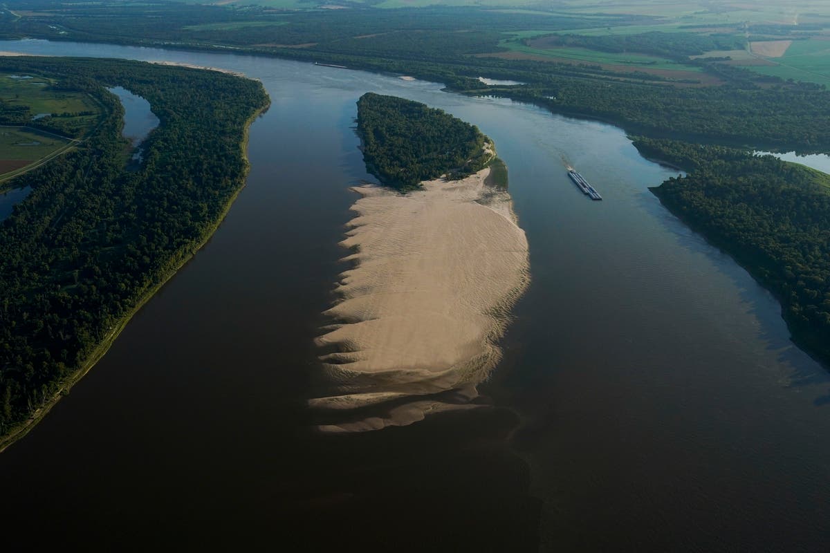 "Louisiana's Drinking Water at Risk: Saltwater Intrusion Crisis Looms"