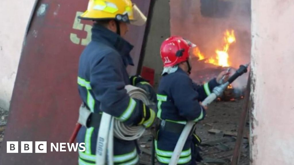 "Russian Aggression Targets Ukraine's Grain Stores at Danube Ports"