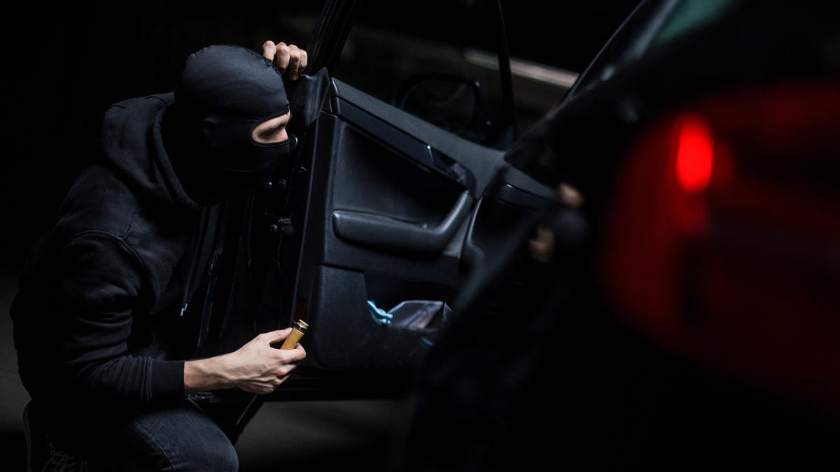 Featured image for Protecting Your Car from High-Tech Thieves