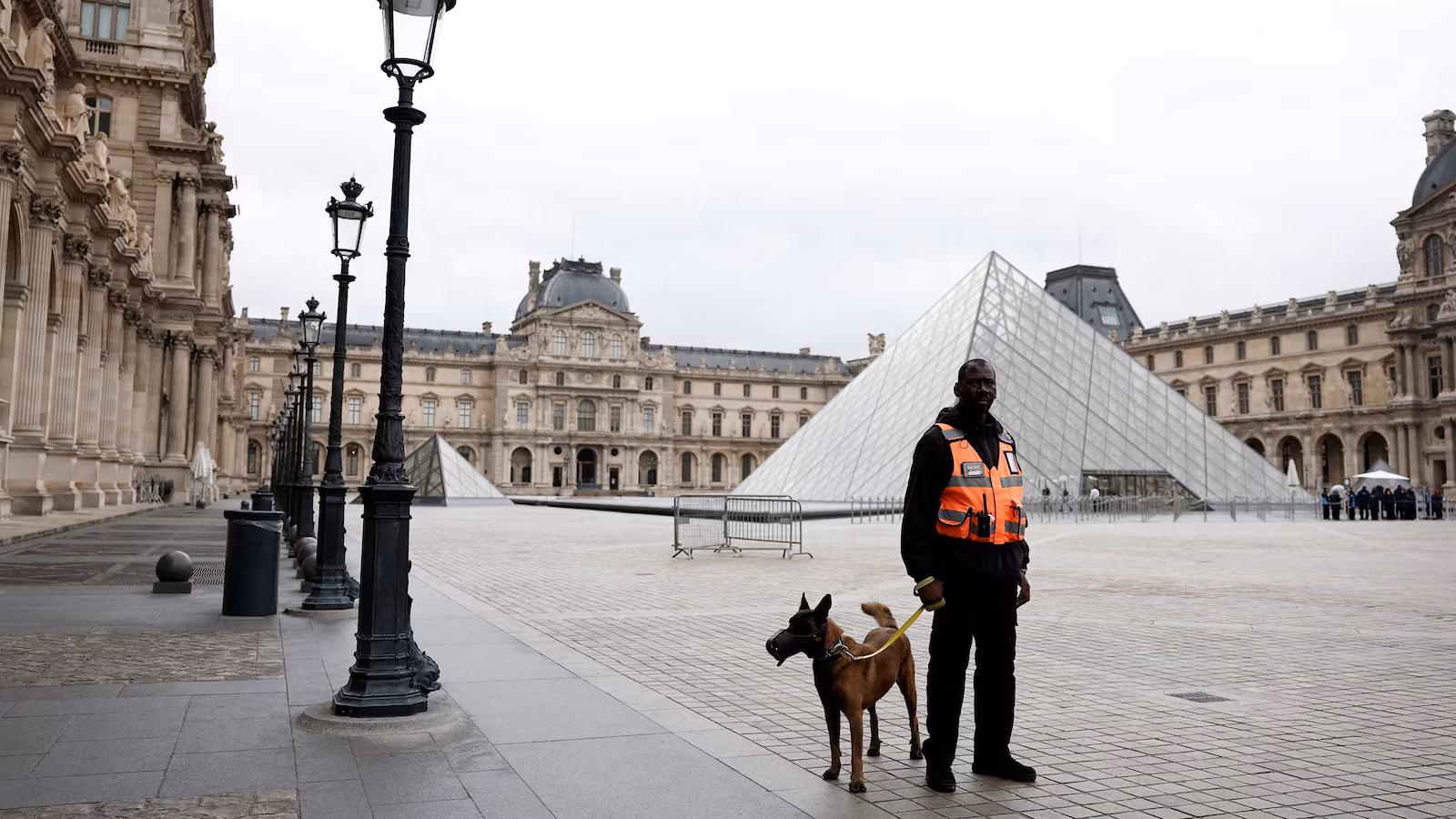 Featured image for Louvre Jewel Heist Sparks Investigation and Public Outcry