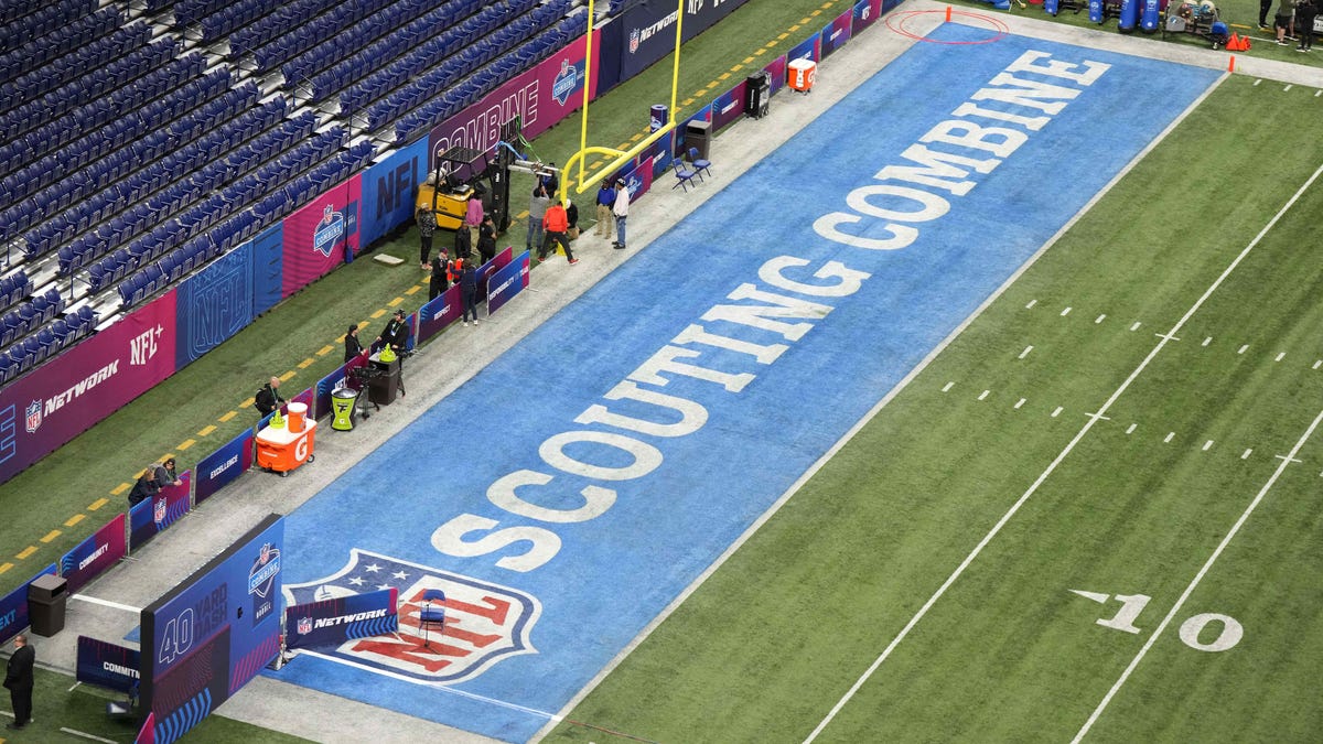 Featured image for "2024 NFL Combine: Predicting the Fastest 40-Yard Dash Times"