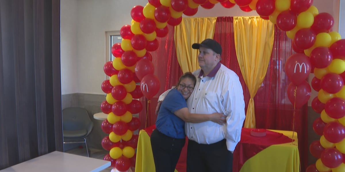 Featured image for McDonald's Employee Achieves Bachelor's Degree through Company Program