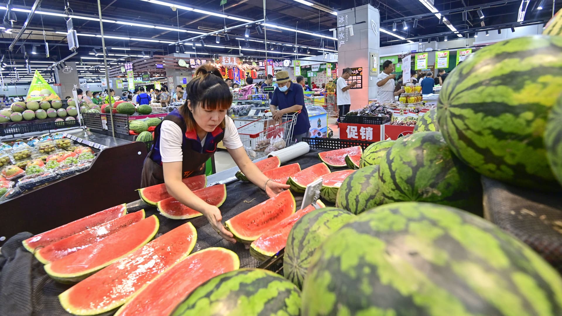 Featured image for China’s Producer Prices Drop Sharply Amid Ongoing Deflation