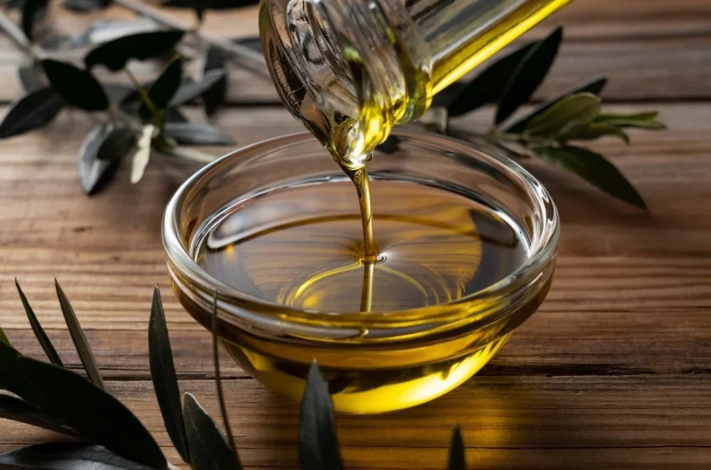 "Extra Virgin Olive Oil: Shielding Against Disease Risk Factors"