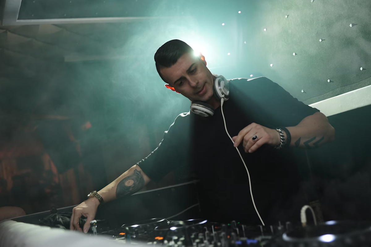 Featured image for Spotify Rejoins DJ Software with New Integrations and Features