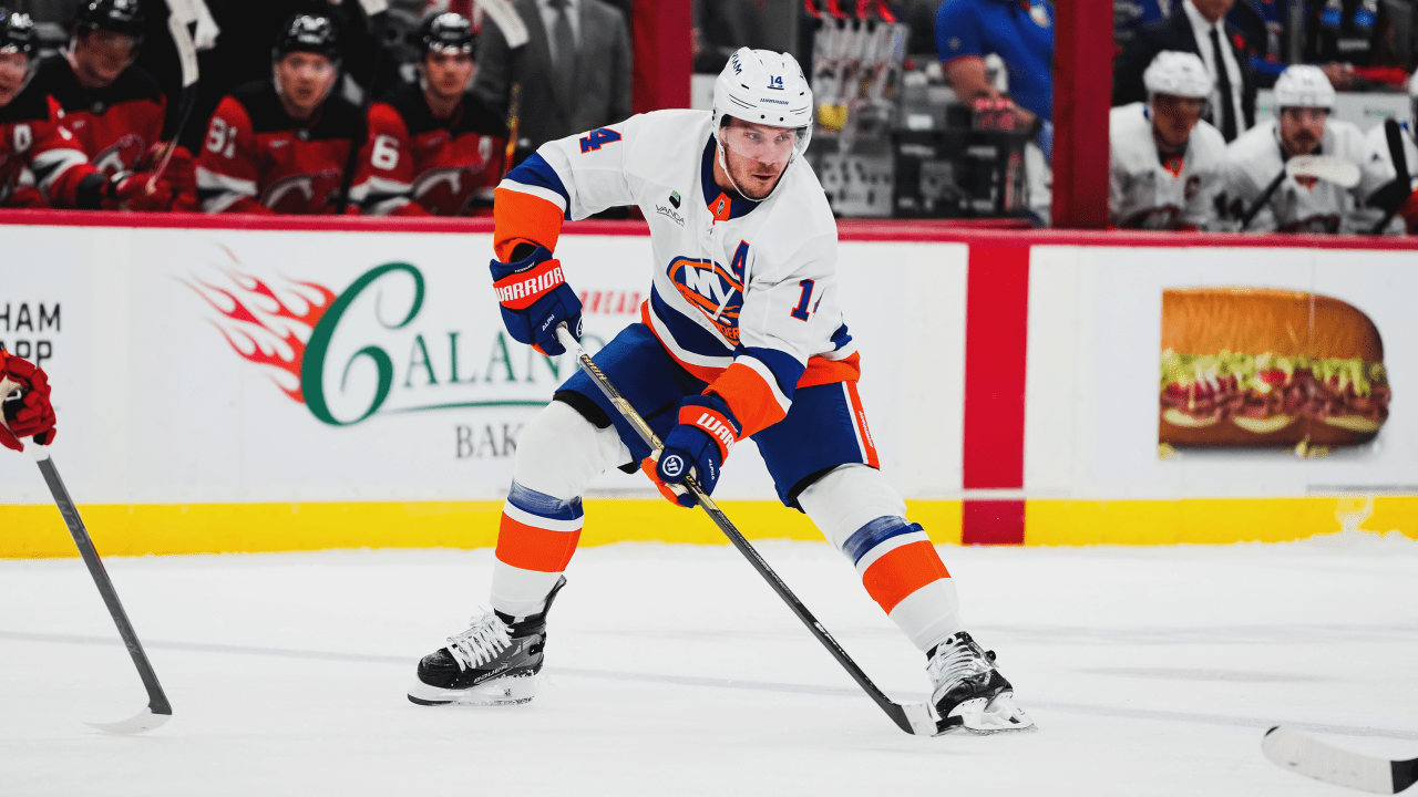 Featured image for Islanders Face Blackhawks in Key 2025 Season Closer