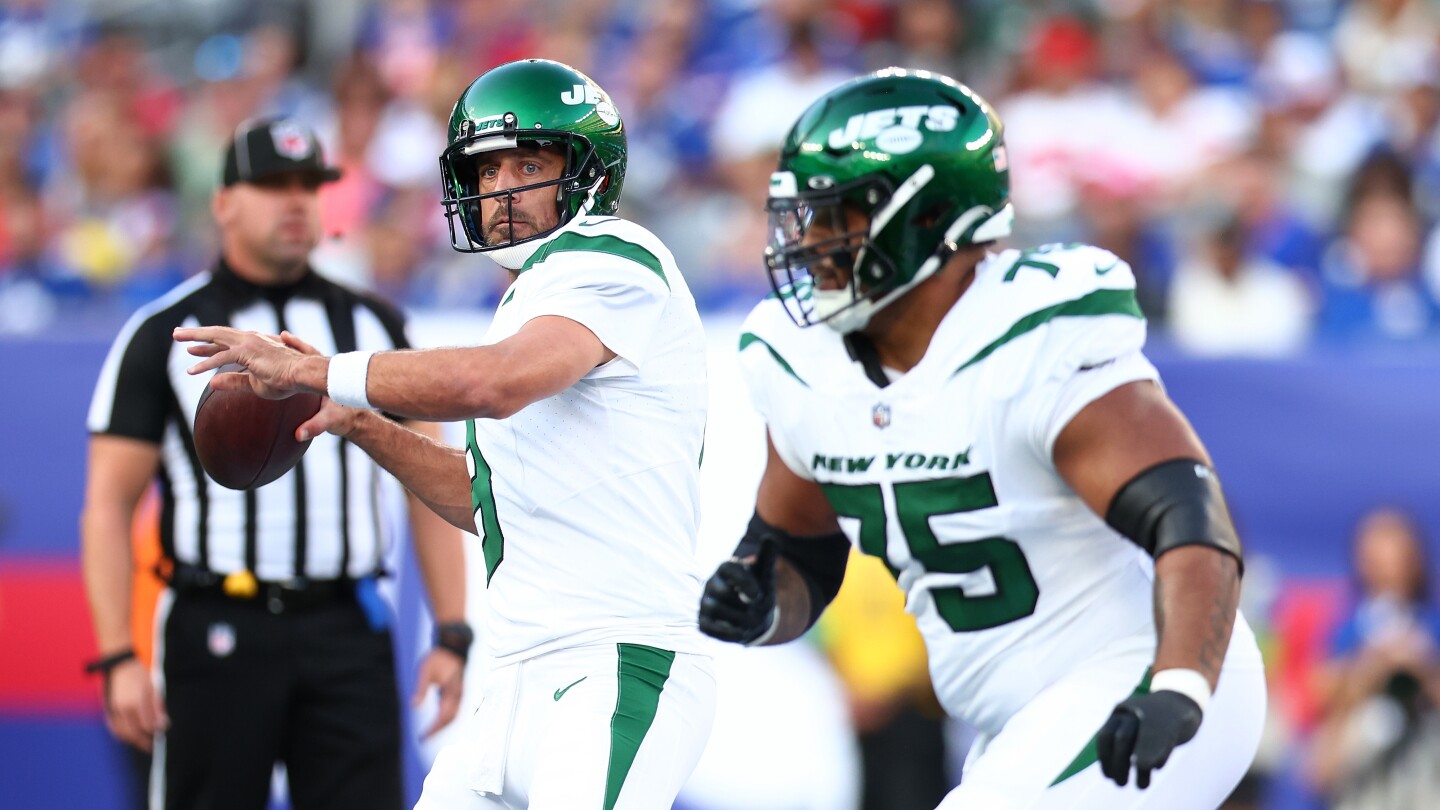 Aaron Rodgers Shines in Jets Debut, Throws Unreal TD Pass in Preseason Win