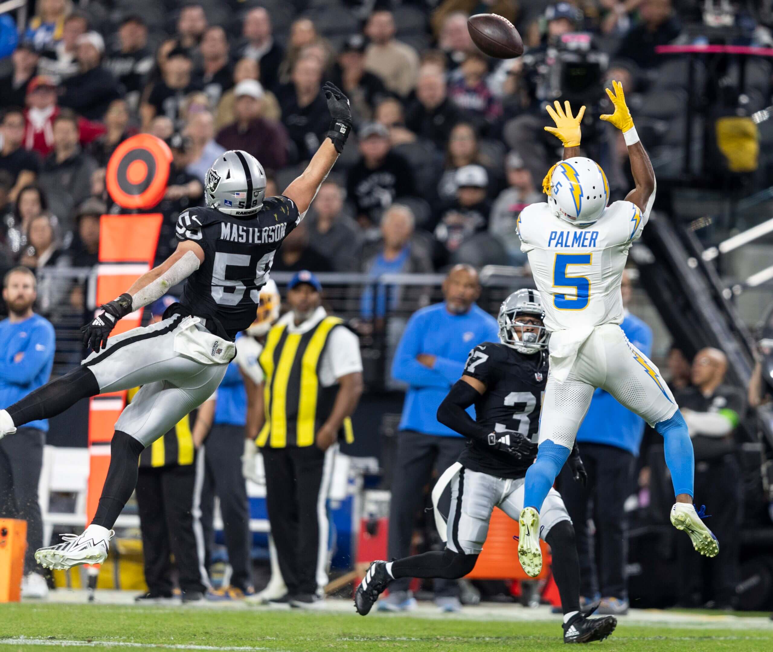 Featured image for "Fantasy Football Week 16: Sleepers, Injuries, and Quarterback Start/Sit Advice"