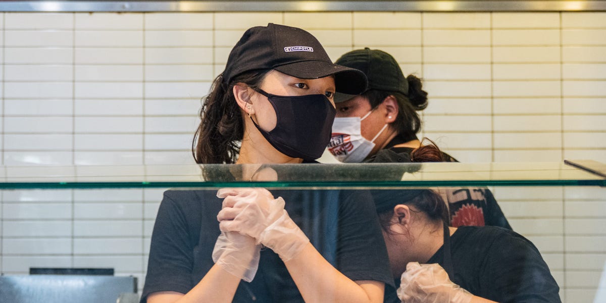 Featured image for The Growing Pressure to Tip: A Controversial Trend