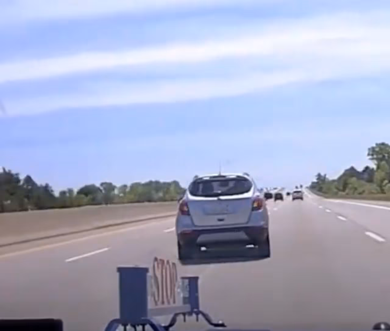 Featured image for 10-year-old steals mom's SUV, leads police on chase to see her.