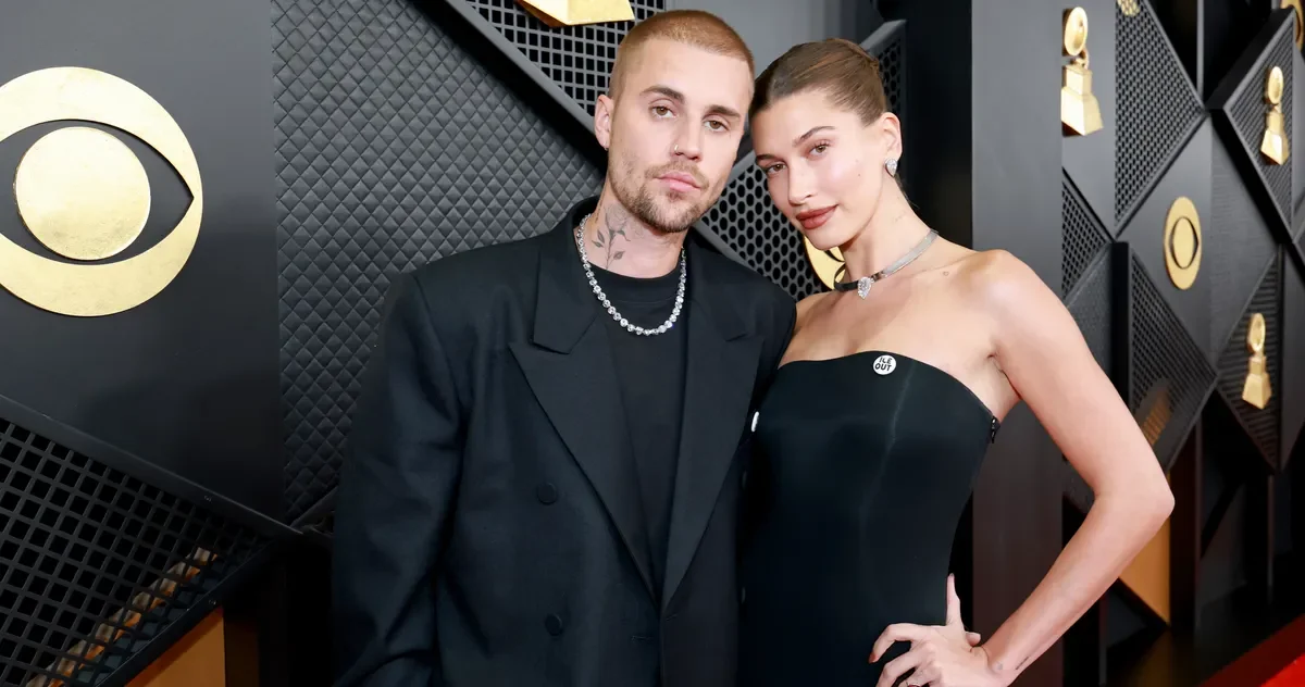 Bieber Reveals Hailey Portrait Tattoo at Grammys