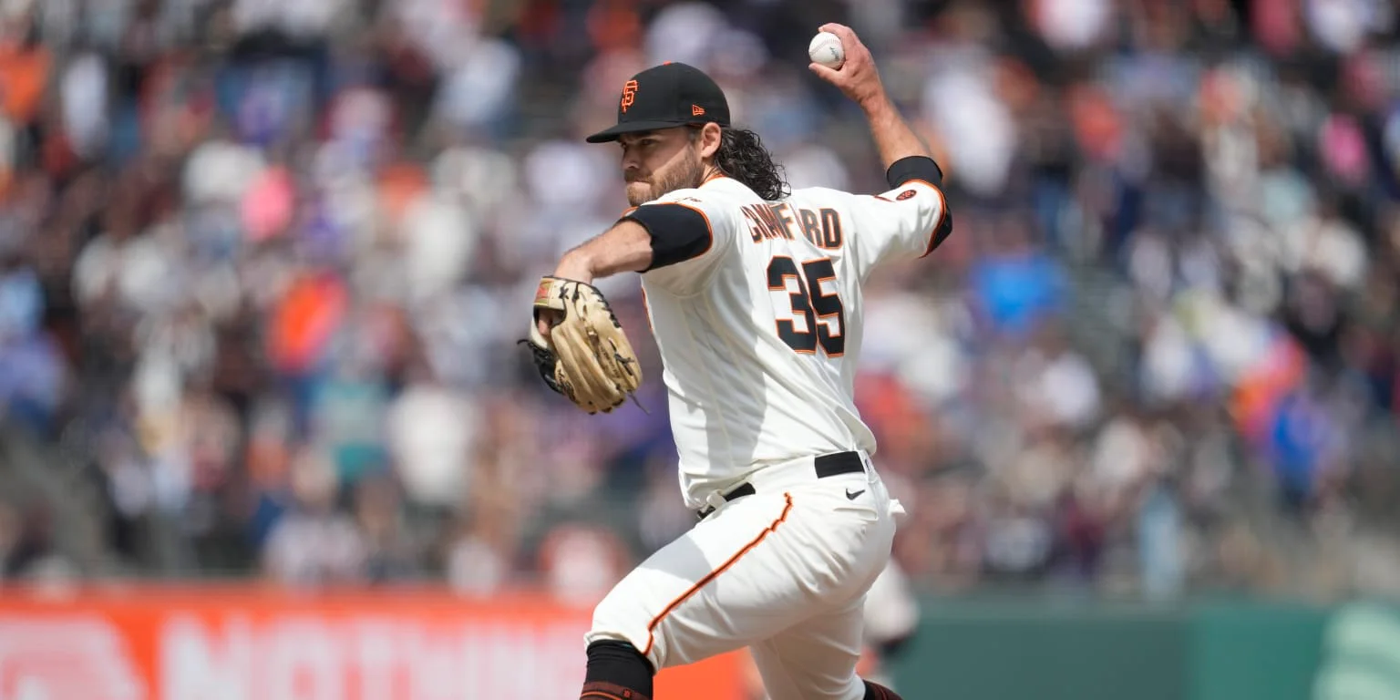 Brandon Crawford's Successful Pitching Debut for Giants