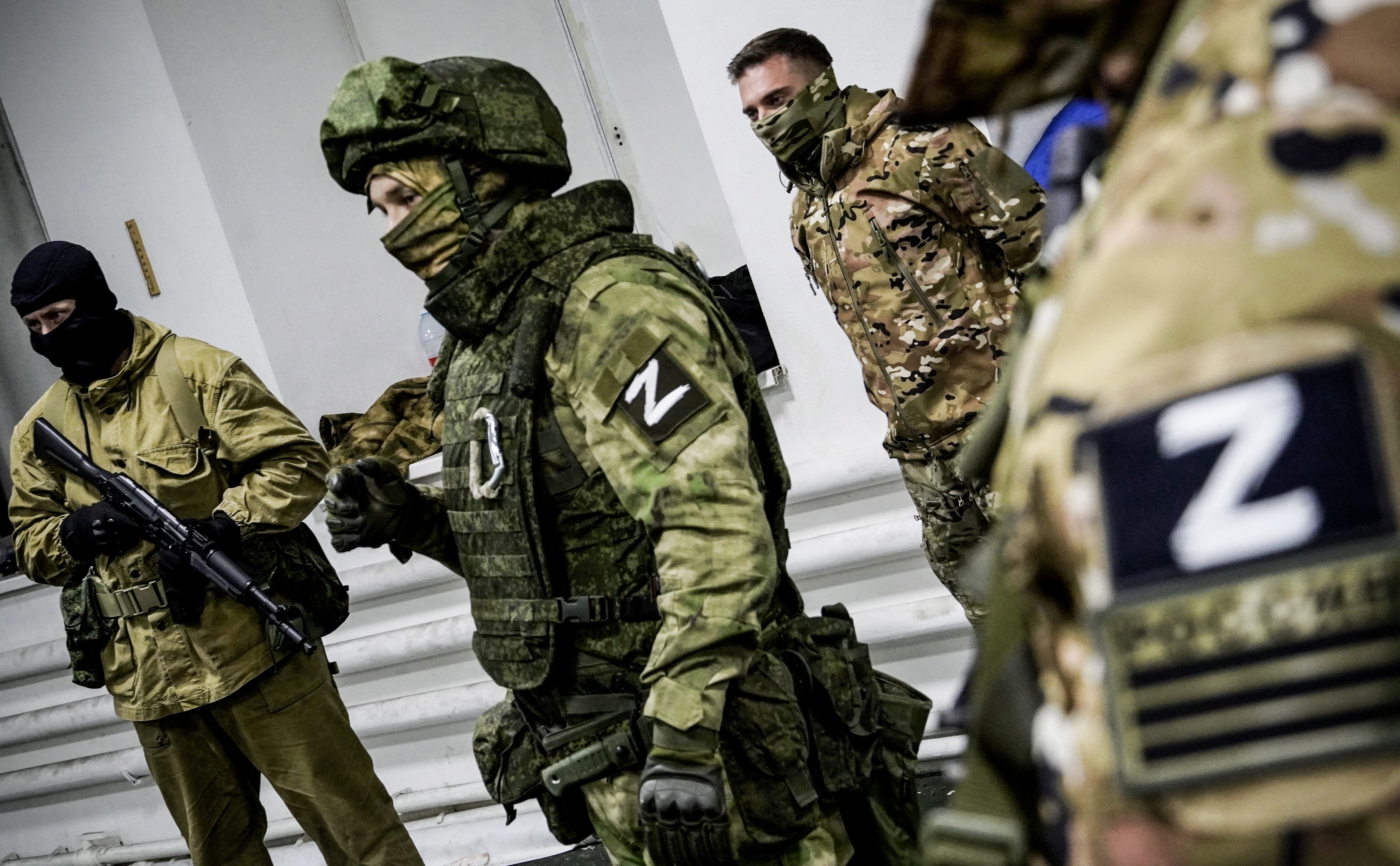 Ukraine Claims Russian Army Unable to Handle Multiple Offensives.