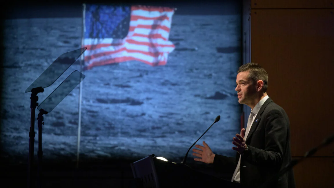 A Moon-first reboot: NASA shifts from Gateway to a lunar base
