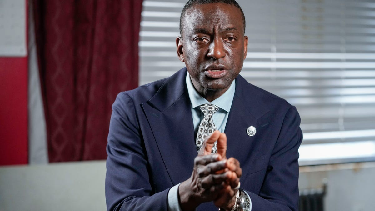 Featured image for "NYPD Pulls Over Central Park 5 Councilman Yusef Salaam, Sparks Controversy"