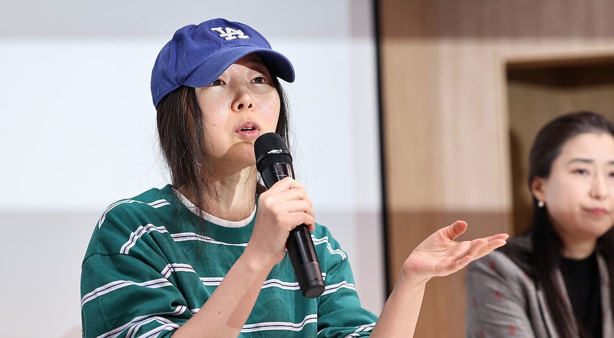 Featured image for Min Hee-jin Retains ADOR CEO Role Amid HYBE Board Shakeup