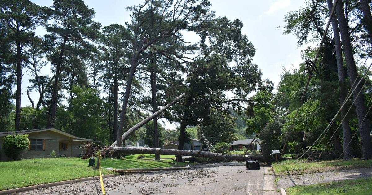 Featured image for SWEPCO Outage Update: Full Restoration Expected in a Week.