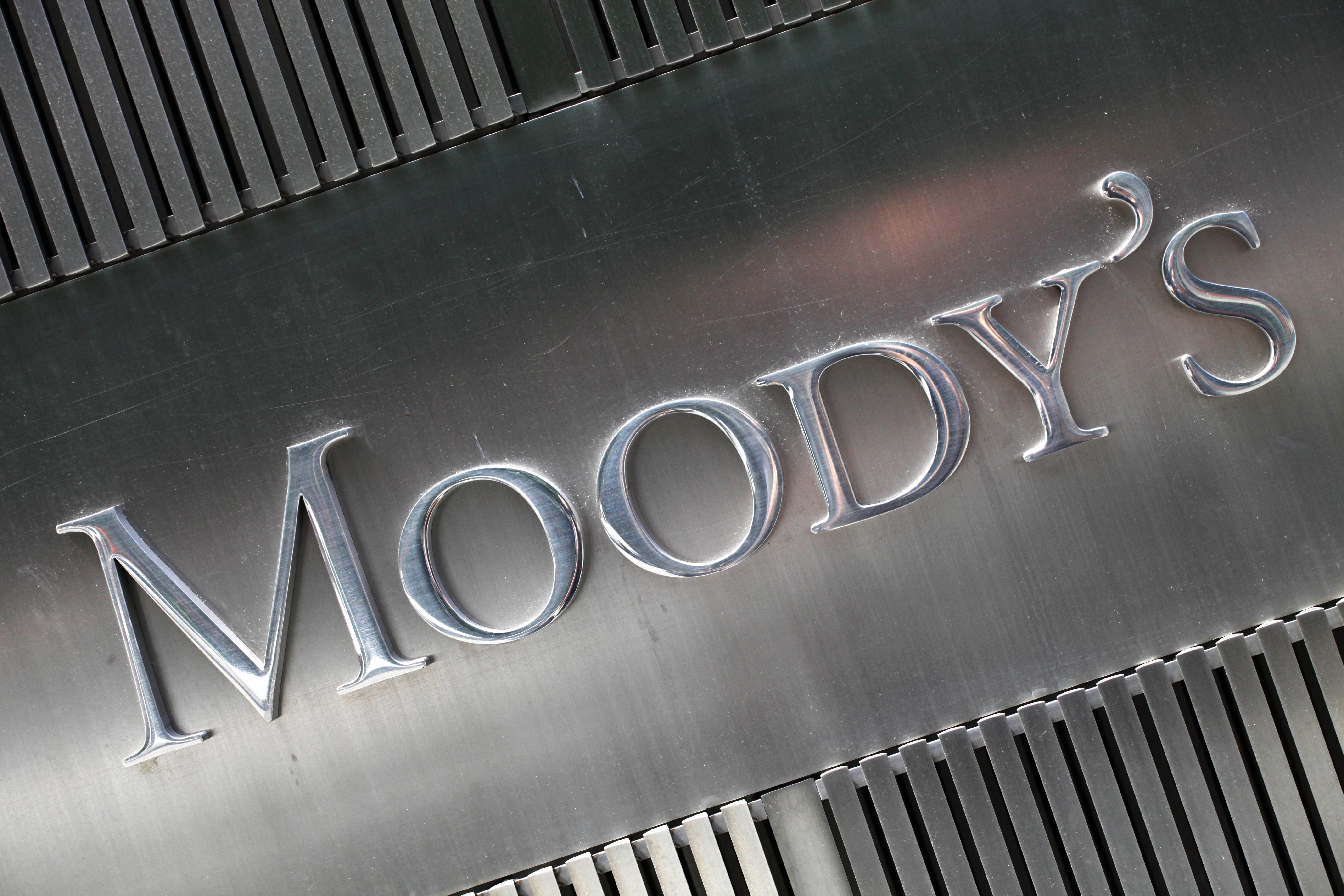 Moody's warns of potential downgrade as U.S. debt and political polarization threaten credit rating