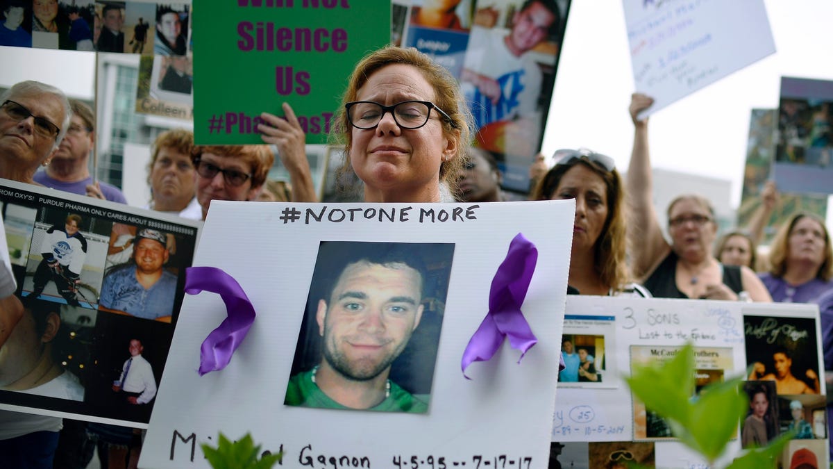 Featured image for Supreme Court's Opioid Settlement Dilemma: Sackler Family vs. Due Process