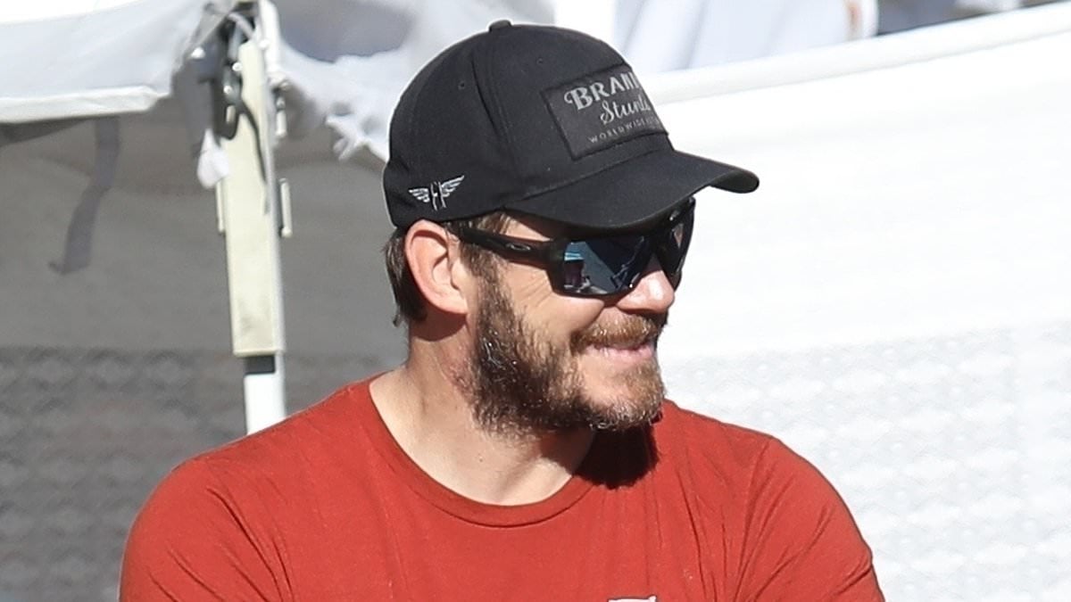 Featured image for "Chris Pratt and Katherine Schwarzenegger List Stunning Six-Bedroom Pacific Palisades Villa for Sale"