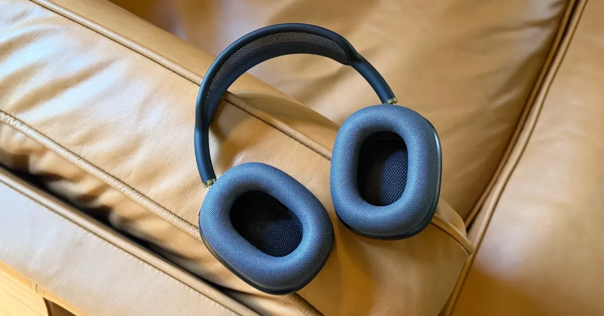 AirPods Max 2 upgrade, not a redesign, with smarter ANC and adaptive features