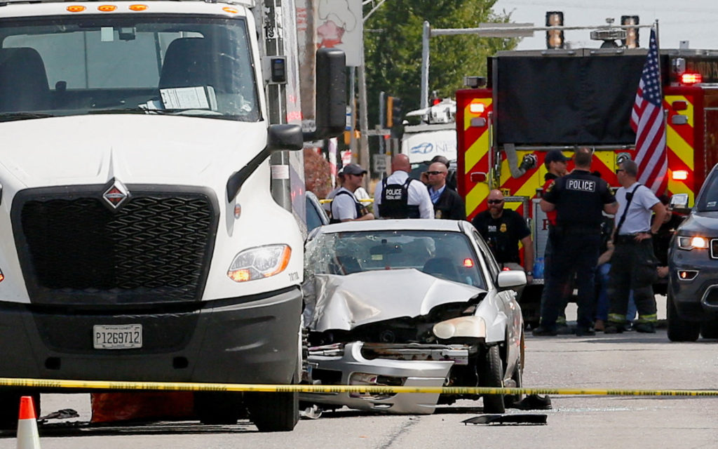 ICE officer fatally shoots suspect during Chicago-area enforcement incident