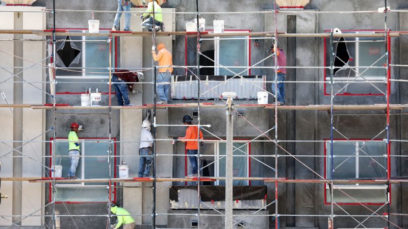 "The Great Resignation Ends: U.S. Job Market Returns to Normal with Slower Growth in August"
