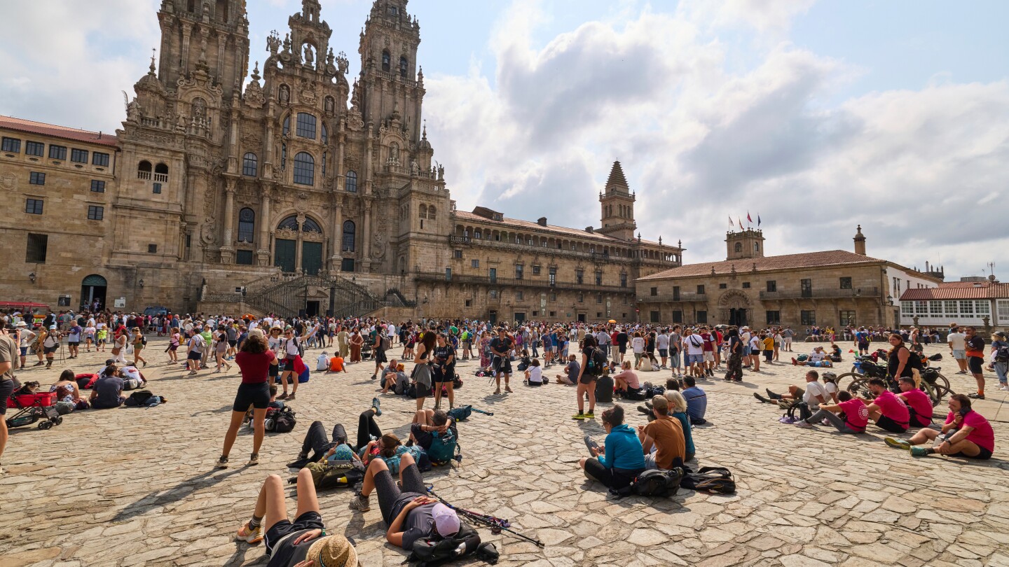 Featured image for Overtourism Sparks Crisis in Santiago de Compostela