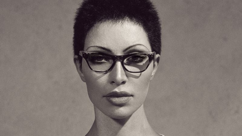 Featured image for Kim Kardashian's Bold New Look: Debuts Fake Buzz Cut