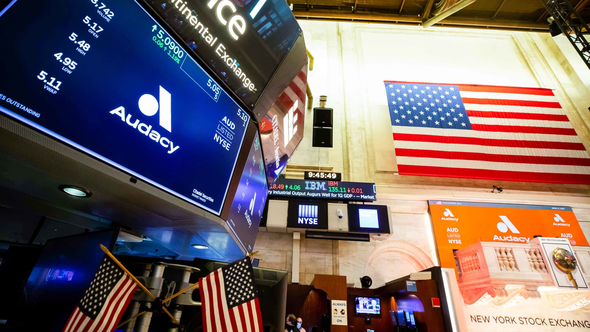 Featured image for "Radio Powerhouse Audacy Seeks Chapter 11 Bankruptcy Amid Financial Struggles"