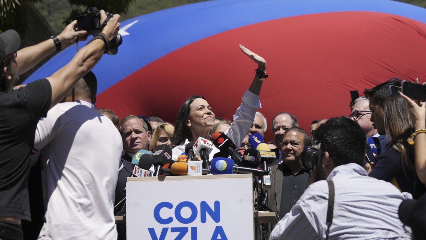 "US Reimposes Venezuela Sanctions as Court Blocks Opposition Candidate"
