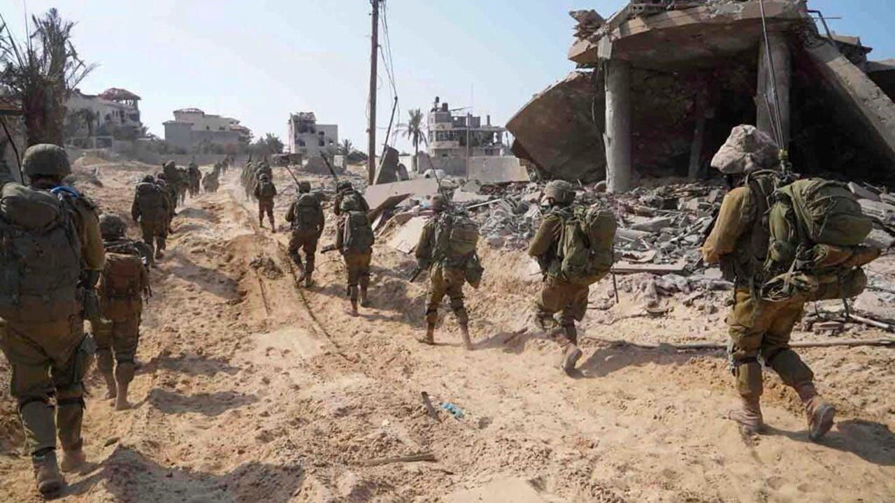 Hundreds of Americans successfully escape Gaza with White House support