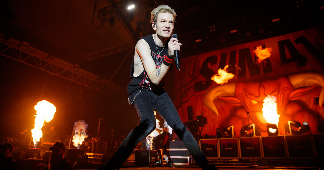 Featured image for Sum 41 Announces Final Album and Tour Before Disbanding