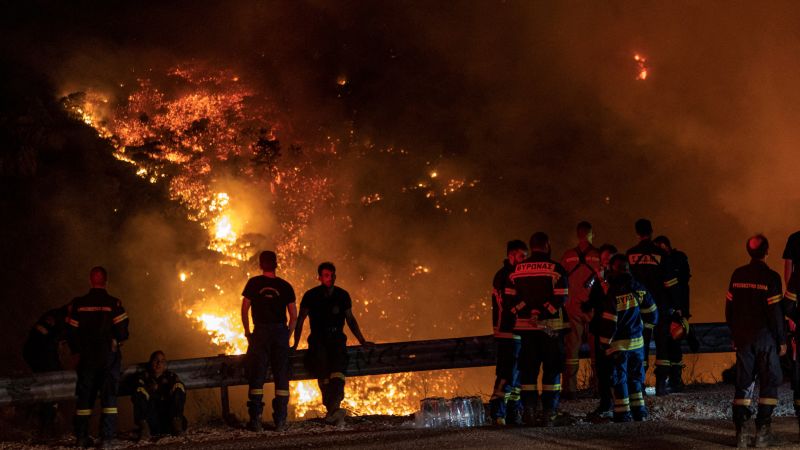 "Battle Against Greece Wildfires Threatens Athens' Lungs"