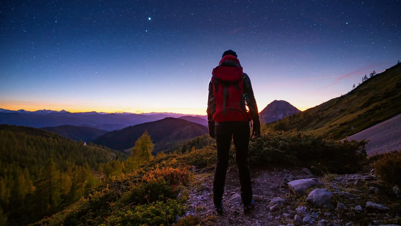 Featured image for Six-Planet Parade Lights Up the Early Morning Sky