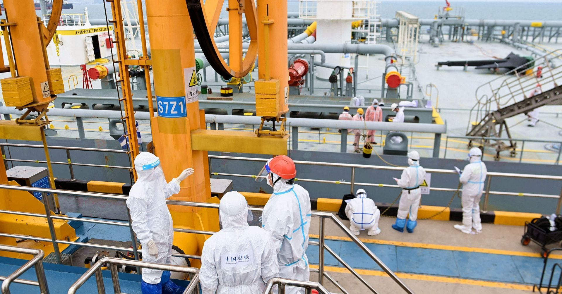 "China's 2023 Top Oil Supplier: Russia Surpasses Saudi Arabia"
