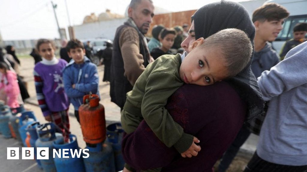 Gaza truce brings aid and relief to Palestinians in search of loved ones and damaged homes
